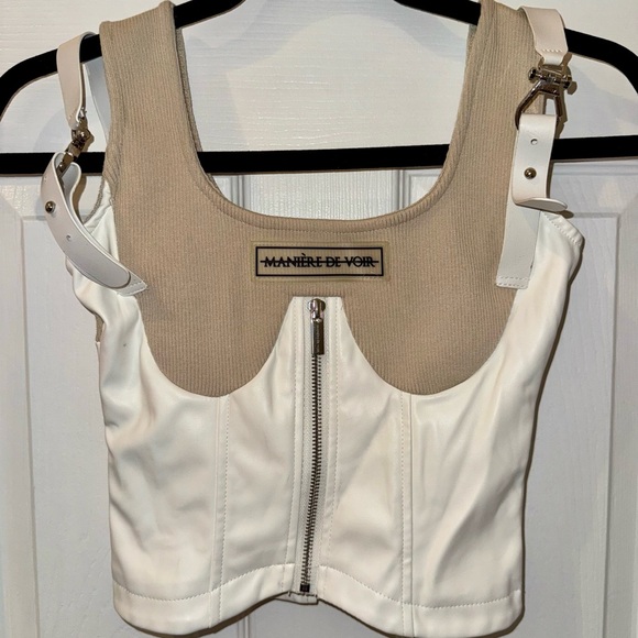 Manière De Voir Tan and White Zippered Top - Picture 1 of 9